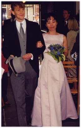 Erik & Ayako entering church